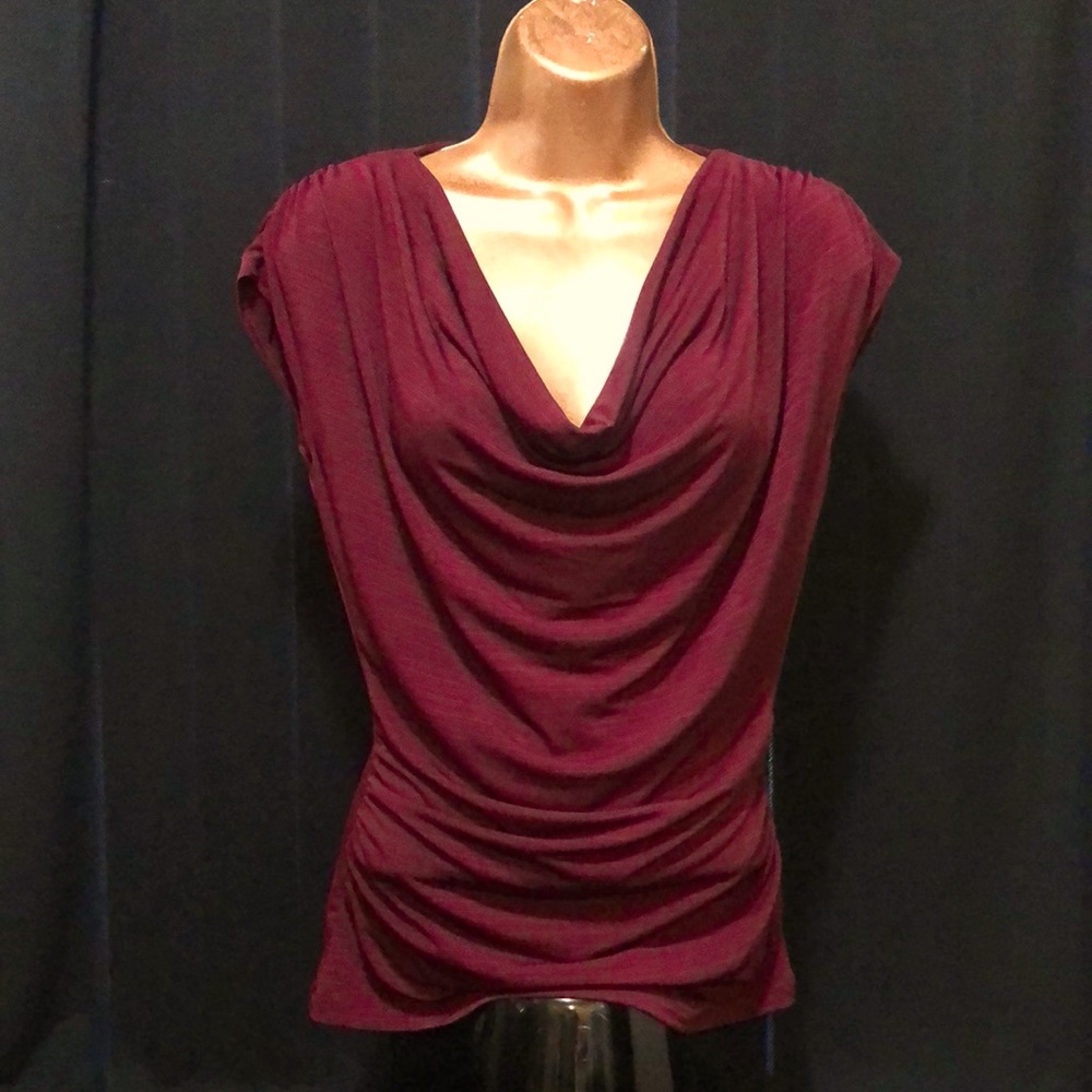 Heartsoul burgundy/purple sleeveless top. Size SMALL.